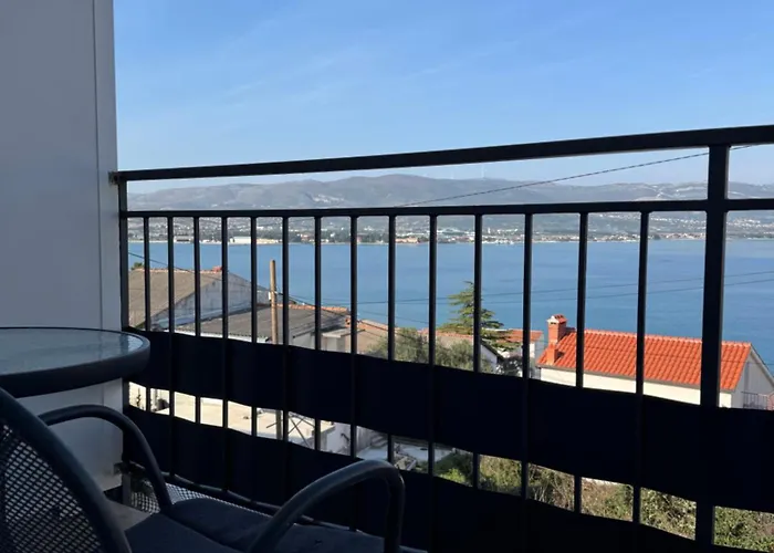 Tanja * 特罗吉尔